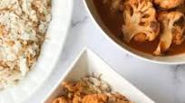 Hearty Roasted Cauliflower Stew (Yakhnet Arnabeet) Hearty Roasted Cauliflower Stew (Yakhnet Arnabeet)