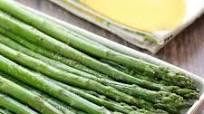 Steamed Asparagus with Butter and Lemon Steamed Asparagus with Butter and Lemon