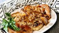 Pork Chops with Apples and Onions Pork Chops with Apples and Onions