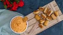 Roasted Red Pepper Hummus Dip Roasted Red Pepper Hummus Dip