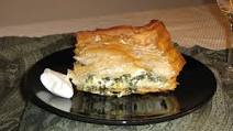 Bosnian Pita (phyllo pie) with Spinach Filling Bosnian Pita (phyllo pie) with Spinach Filling