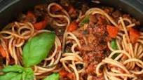Slow Cooker Bolognese {No Browning Recipe!} Slow Cooker Bolognese {No Browning Recipe!}