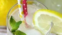 Fresh Squeezed Lemonade Fresh Squeezed Lemonade