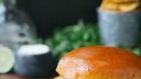 Mojo Beef Burgers with Tequila-Lime Aioli Mojo Beef Burgers with Tequila-Lime Aioli