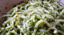 Easy Pesto Shirataki Noodles Easy Pesto Shirataki Noodles
