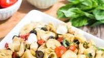 Caprese Tortellini Salad Caprese Tortellini Salad