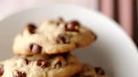 Essential Chocolate Chip Cookies Essential Chocolate Chip Cookies