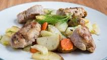 Pan Seared Pork Tenderloin with Apples and Potatoes Pan Seared Pork Tenderloin with Apples and Potatoes