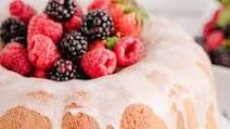 EASY HOMEMADE VANILLA CAKE EASY HOMEMADE VANILLA CAKE