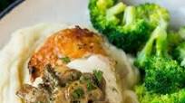 Instant Pot Chicken with Mushroom Sauce Instant Pot Chicken with Mushroom Sauce