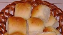 Hawaiian Sweet Rolls (Bread Machine) Hawaiian Sweet Rolls (Bread Machine)
