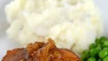 Easy Pork Chops with Caramelized Onions Easy Pork Chops with Caramelized Onions