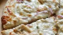 Three Cheese Chicken Pizza with Garlic White Sauce Three Cheese Chicken Pizza with Garlic White Sauce