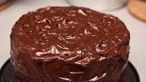 How to Make Chocolate Cake How to Make Chocolate Cake