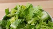 How to Cut Romaine Lettuce for Salad How to Cut Romaine Lettuce for Salad