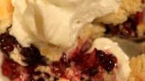 Slow Cooker 3-Ingredient Blackberry Cobbler Slow Cooker 3-Ingredient Blackberry Cobbler