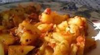 Aloo Gobi ki Subzi (Potatoes and Cauliflower) Aloo Gobi ki Subzi (Potatoes and Cauliflower)