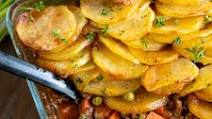 Crispy Potato Topped Meat Pie - Minced Beef Hotpot Crispy Potato Topped Meat Pie - Minced Beef Hotpot