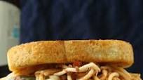 Grilled Mozzarella and Spaghetti Sandwich Grilled Mozzarella and Spaghetti Sandwich
