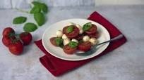 Cherry tomato and mozzarella salad Cherry tomato and mozzarella salad