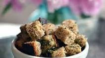 Homemade Sourdough Croutons {in the dehydrator!} Homemade Sourdough Croutons {in the dehydrator!}