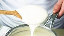 Classic white (or béchamel) sauce Classic white (or béchamel) sauce