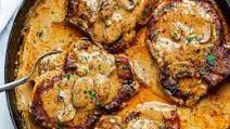 Pork Chops in Creamy Garlic Mushroom Sauce Pork Chops in Creamy Garlic Mushroom Sauce