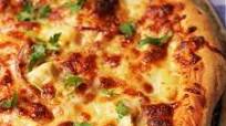 BBQ Chicken Pizza with Bacon & Pineapple BBQ Chicken Pizza with Bacon & Pineapple