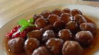 Crockpot Grape Jelly and Chili Sauce Glazed Meatballs Crockpot Grape Jelly and Chili Sauce Glazed Meatballs