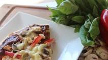 Barbecue chicken and mushroom pizza Barbecue chicken and mushroom pizza