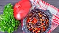 Meatless Monday: Three Bean Slow Cooker Vegan Chili Meatless Monday: Three Bean Slow Cooker Vegan Chili