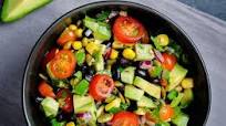 4-Ingredient Lunches Under 400 Calories 4-Ingredient Lunches Under 400 Calories