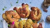 Vegan Garlic knots Vegan Garlic knots