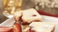 Strawberry Cheesecake Squares Strawberry Cheesecake Squares